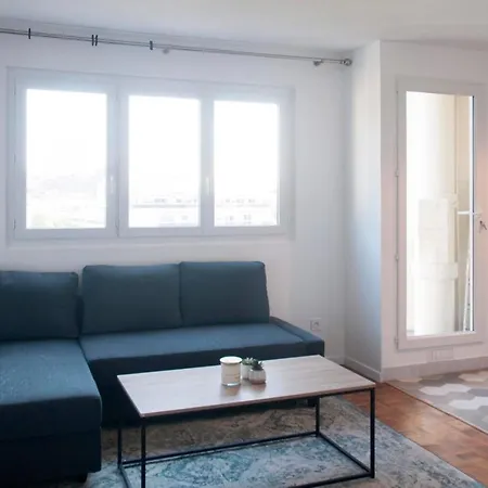 Charming 40m Near Paris! Appartement